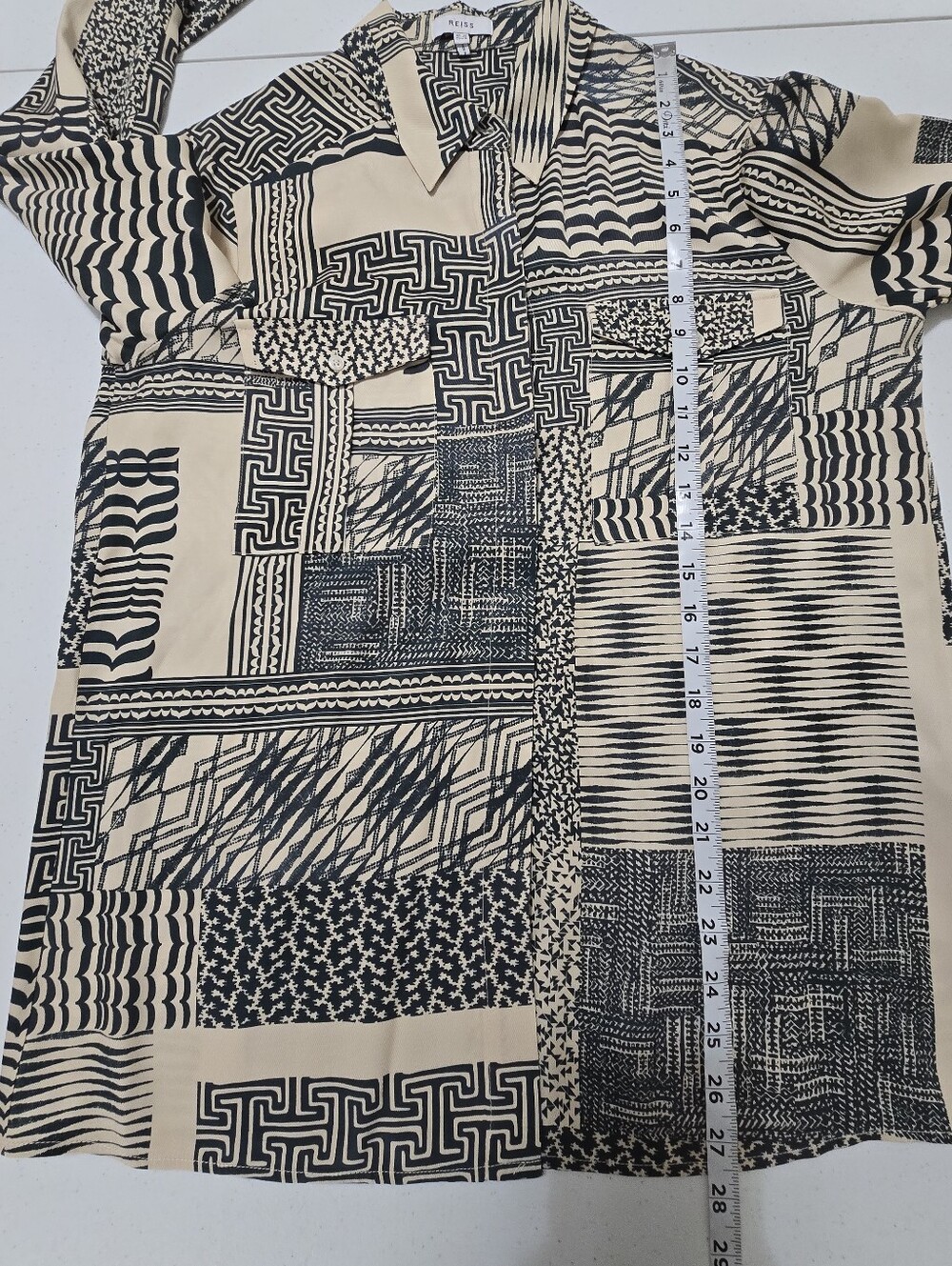 REISS Kirsten Light Ground Ditsy Blouse Women's 8 Office Business Long Sleeve - Picture 7 of 12